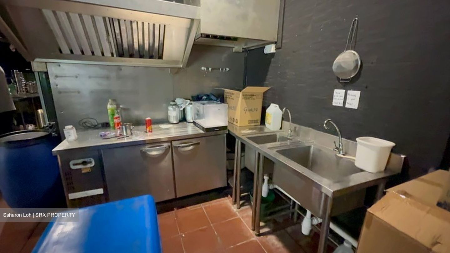 Jalan Sultan (D7), Retail #622649591